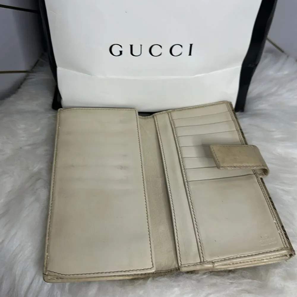 💯Authentic Gucci Long Bifold Wallet 🍀 - Picture 4 of 16